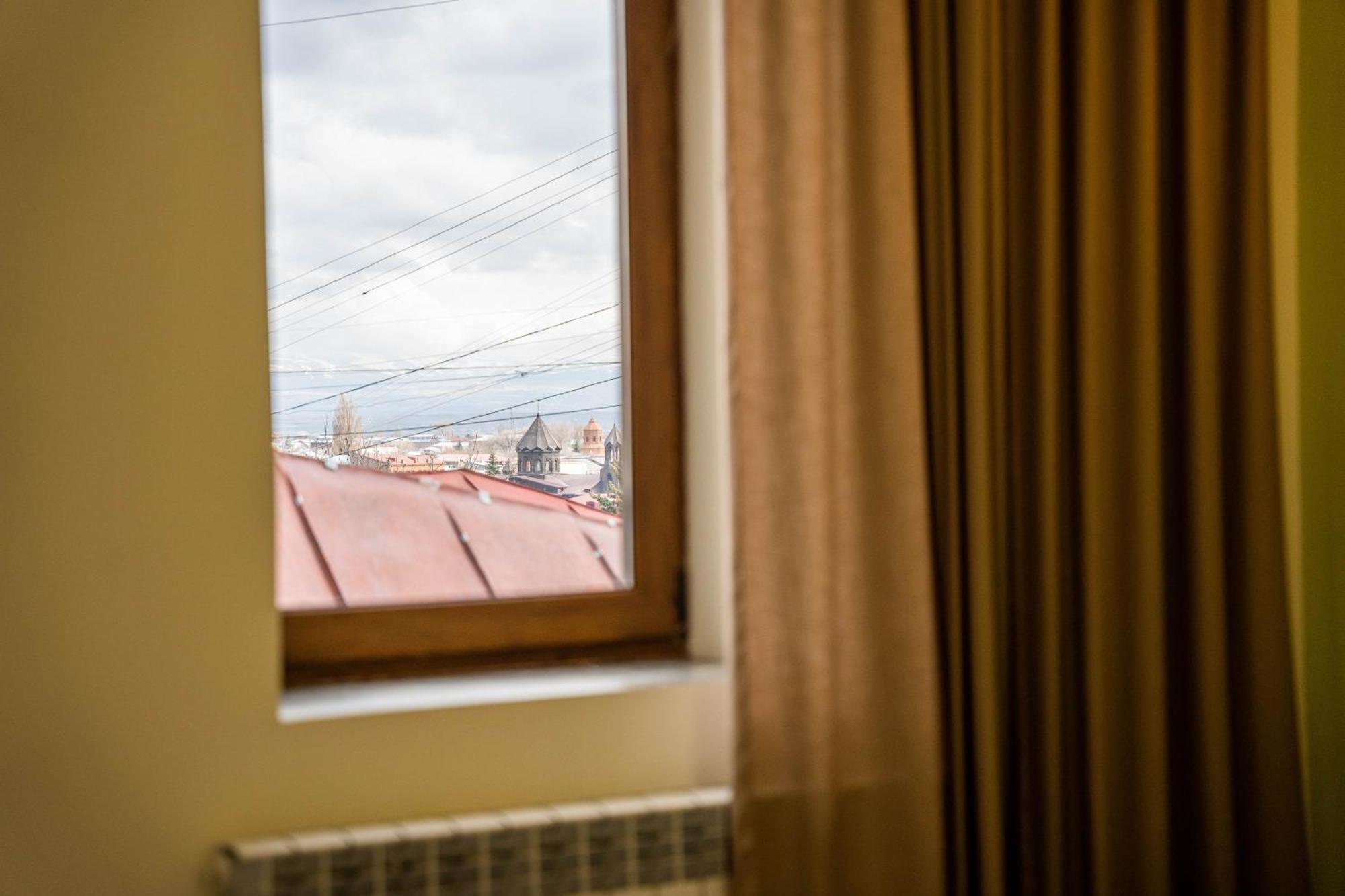 Kumayri Suite Balcony View Гюмри Экстерьер фото